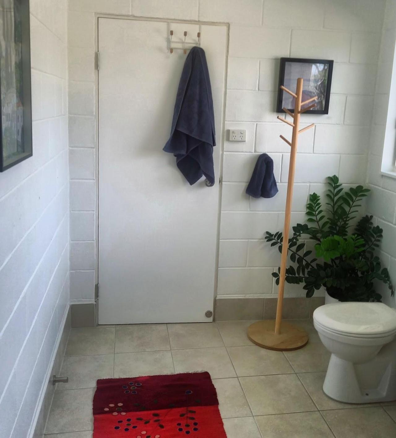 J & Ella'S Holiday House - 1 Bedroom, 1 Bathroom Home Cooktown Exterior photo